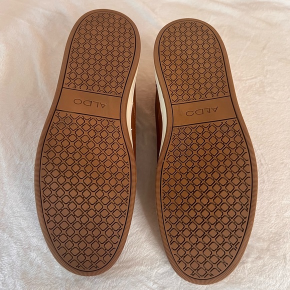 Men’s Dress Casual Mids size 10 from Aldo. Barely Worn! Great Condition! - Picture 6 of 8